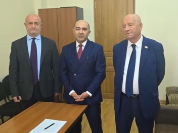 Պատգամավորներն սկսել են վարչապետի անվստահության գործընթացը