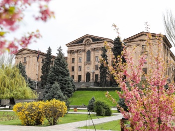Պարտադիր զինվորական ծառայությունից մասնակի ազ...