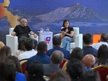 Հավաքների «մասսովկա» ՔՊ-ականներն են ապահովում․«Հրապարակ»