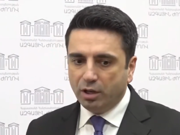 Մեր վերջնանպատակը պրոֆեսիոնալ բանակ ունենալն է, որտեղ որ կծառայեն մարդիկ, որոնք դրան կվերաբերվեն որպես մասնագիտություն ամենայն պատասխանատվությամբ