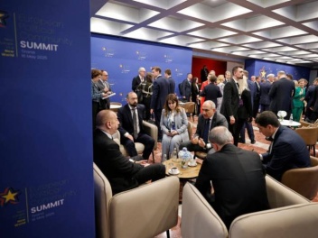 Փաշինյանի տեսլականը՝ չզինվել և չդիմադրել Ադրբեջանի ագրեսիային. «Փաստ»