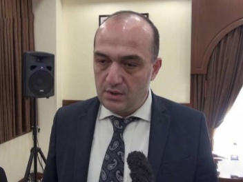 Հայր ու որդի՝ մեղադրյալ․ «Հրապարակ»