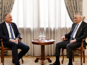 Մհեր Գրիգորյանը և Վասիլիս Մարագոսը քննարկել ե...