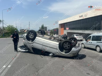 Երևանում «Mercedes ML»-ը Դավիթ Բեկի փողոցում...