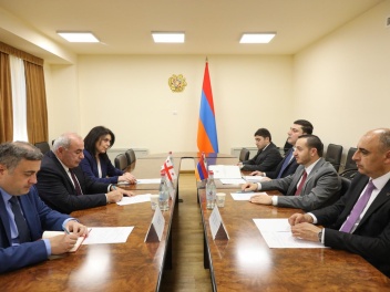 ՀՀ ԲՏԱ նախարարն ընդունել է Վրաստանի դեսպանին