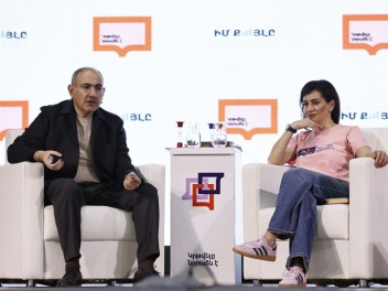 Կրթարշավի նախաձեռնողները երջանիկ են ինքնախայտ...