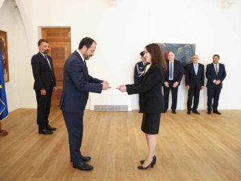 Կիպրոսում Հայաստանի դեսպանն իր հավատարմագրերն...