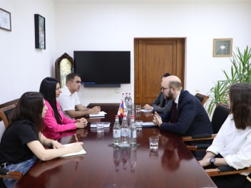Քննարկվել են հասարակության խոցելի խմբերի իրավունքների պաշտպանությանը վերաբերելի հարցեր. հանդիպում Պաշտպանի հետ