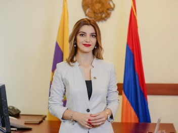 Դիանա Գասպարյանը հրաժարական կտա