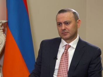 ՀՀ ԱԽՔ Արմեն Գրիգորյանի համար Մայիսի 9-ը եռատ...