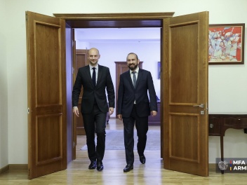 Ֆրանսիան շարունակում է մնալ Լեռնային Ղարաբաղից տեղահանվածների, նաև Հայաստանի կողքին․ Ֆրանսիայի ԱԳ նախարար