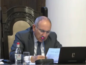 Փաշինյանը ընթերցեց շրջանառության հարկի նոր դր...