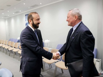 Արարատ Միրզոյանը հանդիպում է ունեցել Եվրոպայի...
