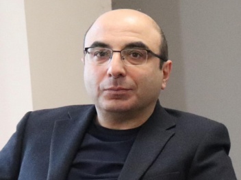 Չարիքի հաղթանակի համար երբեմն բավարար է պարկե...