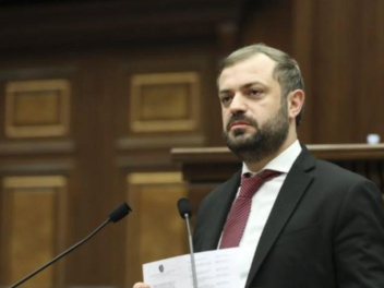 Շնորհավորում եմ Աշխատանքի և աշխատավորների համ...