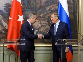 Լավրովը և Ֆիդանը քննարկել են Ստամբուլում ռուս...