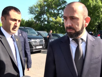 Խաղաղության պայմանագրի ստորագրման հարցով գուց...