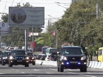 Փաշինյանի շարասյունը Սյունիքից վերադառնալիս վ...
