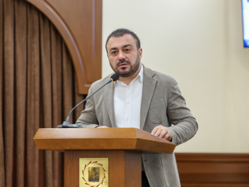 Սամվել Կարապետյանի նկատմամբ մեկնարկած բիրտ քա...