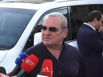 «Ես նրա մակադրակի մարդ չեմ, որ իր լեզվով խոսե...