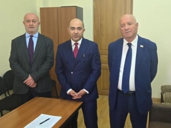 Հակոբ Ասլանյանն ու Հովիկ Աղազարյանը քաղաքական...
