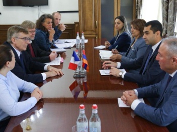 Գեղարքունիքի մարզպետն ընդունել է Ֆրանսիայի Իզ...