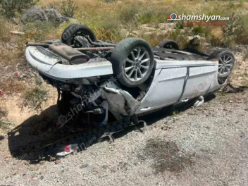 Արագածոտնում «Ford Fusion»-ը բախվել է քարերին...