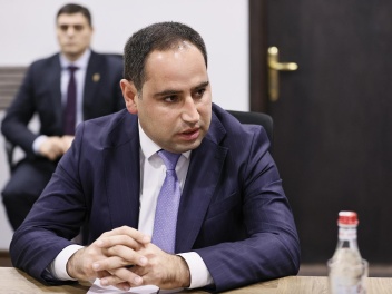 Խուդաթյանը և Հունաստանի դեսպանը անդրադարձել ե...