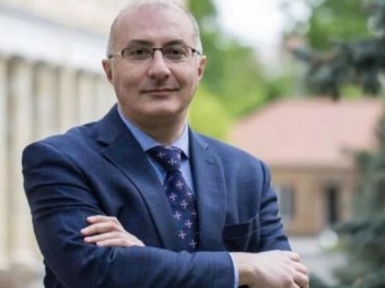 Հայկակ Արշամյանն ազատվել է «Հայաստան» համահայ...