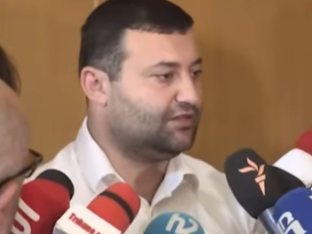 ՔՊ գրասենյակո՞ւմ են այդ 50 հավատացյալները դա ասել․ հարց՝ ՔՊ ական պատգամավորին