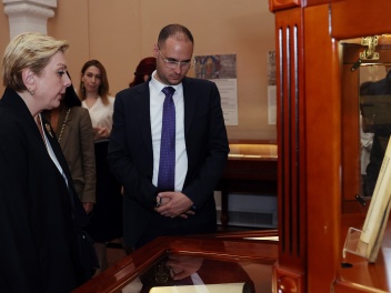 Վրաստանի մշակույթի նախարարն այցելել է Մատենադ...
