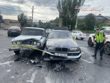 Բախվել են «BMW» և «ՎԱԶ 2106» մակնիշի ավտոմեքե...