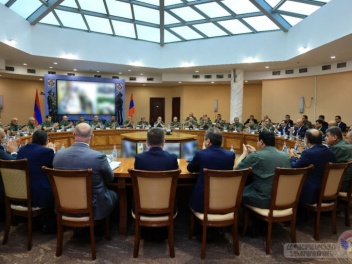 Տեղի է ունեցել պաշտպանության նախարարին կից կո...