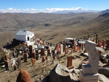 Փրկարարները քաղաքացուն իջեցրել են սարալանջից...