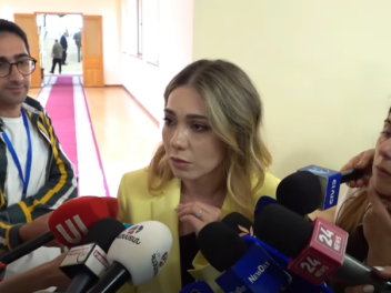 Եթե դուք ինձ հրավիրում եք հարցազրույցի, բարի...