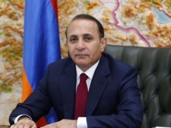 Ինչո՞ւ յոթ տարի անց «հիշեցին» Հովիկ Աբրահամյանին. «Փաստ»