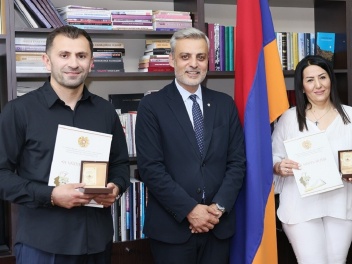 Երաժիշտ Կարինե Հովհաննիսյանը և երգիչ Վարդան Բ...