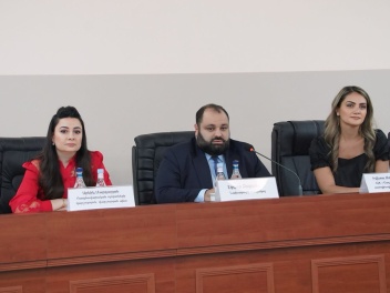 Էկոնոմիկայի նախարարությունում քննարկվել են ոսկեգործության և ադամանդագործության ոլորտներին առնչվող հարցեր