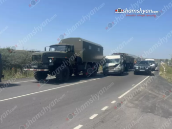 Սևան-Մարտունի ճանապարհին բախվել են «Ford Tran...