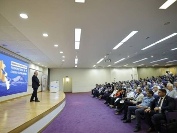 Բոյկոտել են Փաշինյանի ելույթը. «Հրապարակ»
