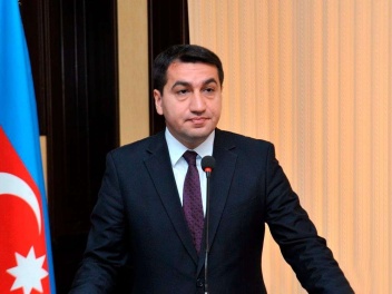 Մենք պահպանում ենք հեռավորություն՝ ռուսների և ուկրաինացիների միջև ռազմական բախմանը որևէ կերպ միջամտելուց․ Ադրբեջանի նախագահի օգնական