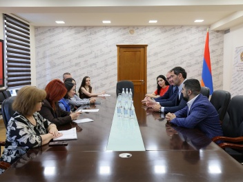 ԿԳՄՍ նախարարն ընդունել է ՖԻԲԱ Եվրոպայի նախագա...