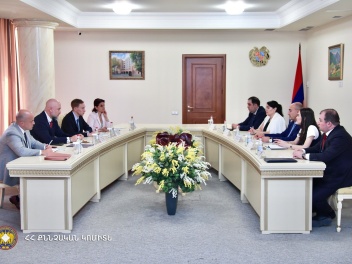 Քննչական կոմիտեի նախագահի տեղակալն ընդունել է...