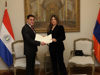 ՀՀ դեսպանն իր հավատարմագրերի պատճենն է հանձնե...