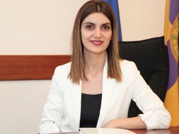 Էջմիածնի նախկին քաղաքապետի սկեսրոջը կհրավիրեն...