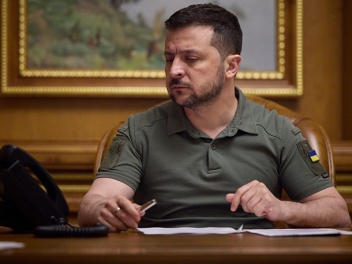 Зеленский подписал закон о возвращении незави...