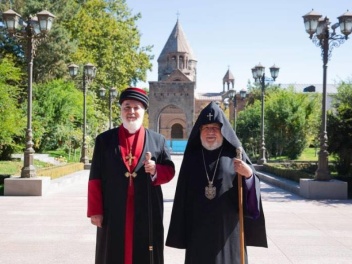 Արևելքի Ասորական Եկեղեցու կաթողիկոսի գրասենյա...