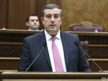 Վախեցել են ընդդիմության «հարձակումից». «Հրապարակ»