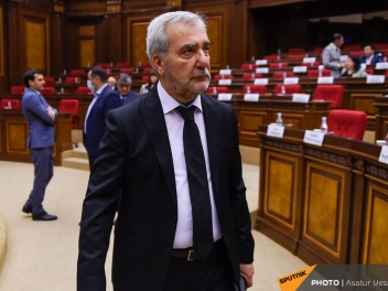 «Իրավունք». Սամվել Կարապետյանի դեմ արշավին դե...