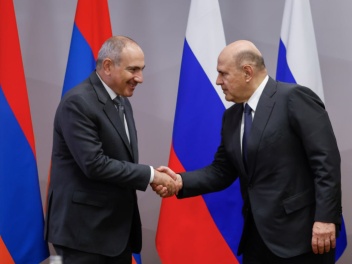 Փաշինյանը հանդիպել է Միշուստինի հետ